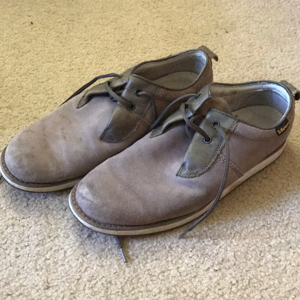 Dr. Martens tan shoes